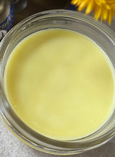 Load image into Gallery viewer, Calendula Herbal Skin Salve